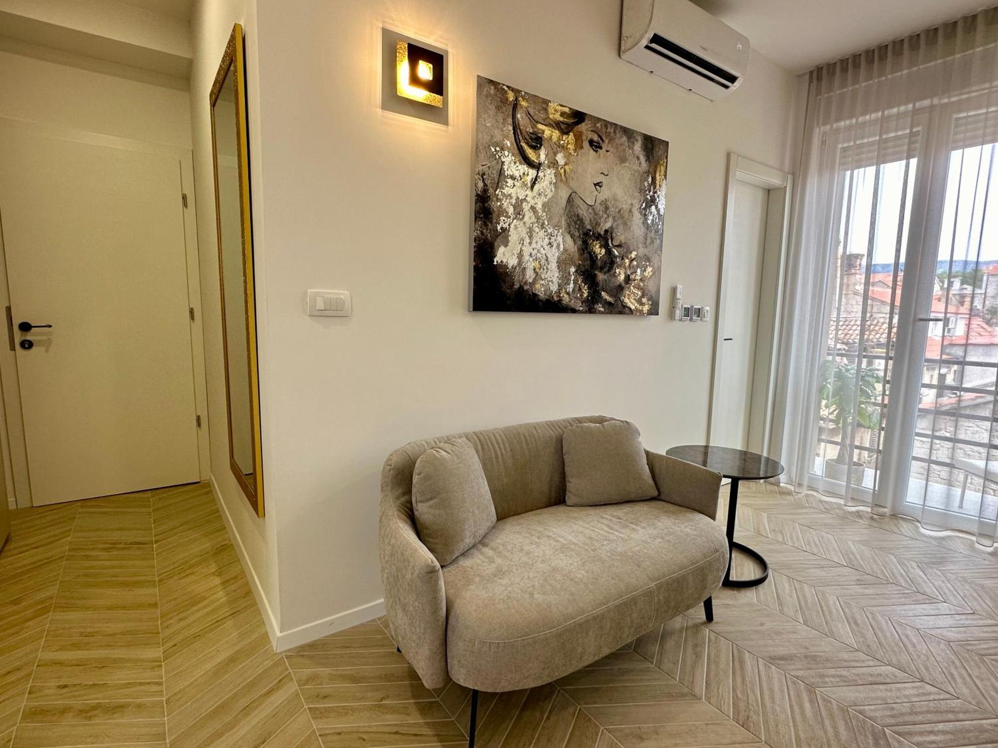 Mariani Luxury Rooms In Center Split Exterior photo