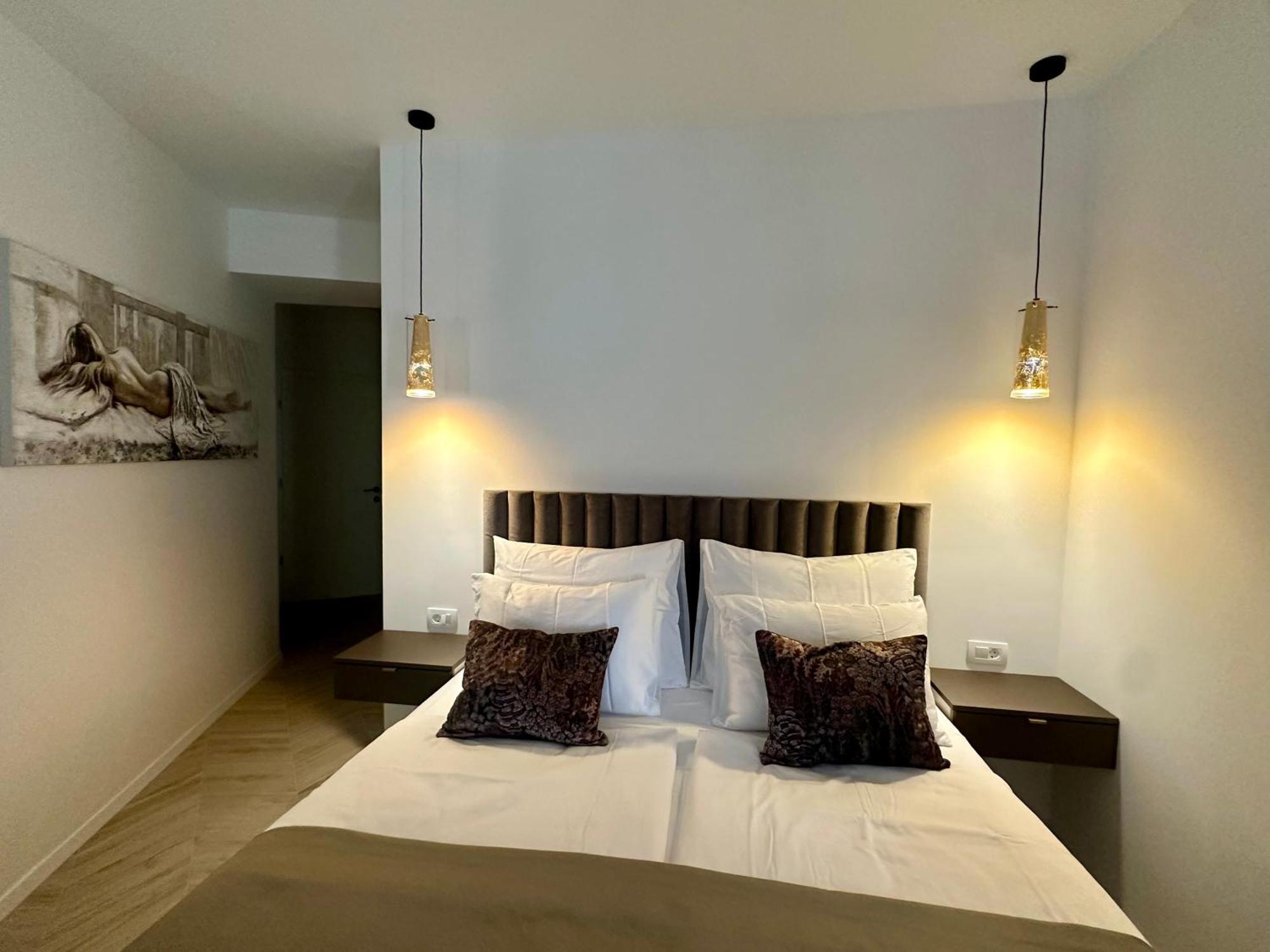 Mariani Luxury Rooms In Center Split Exterior photo